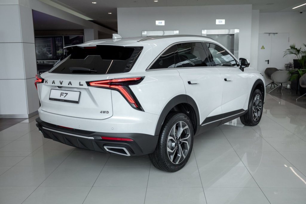 12e1de76a768a9c1a7ba64dc866e9be5